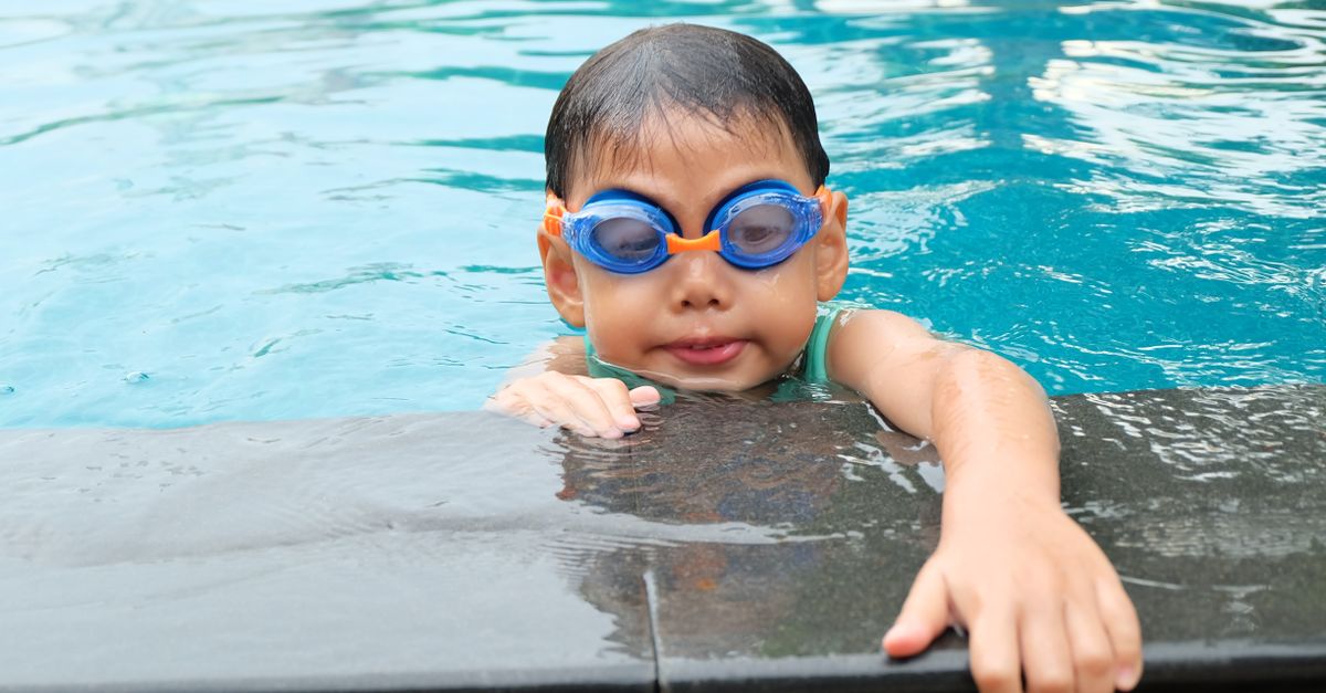 Essential Practices for Maintaining Pool Safety Standards